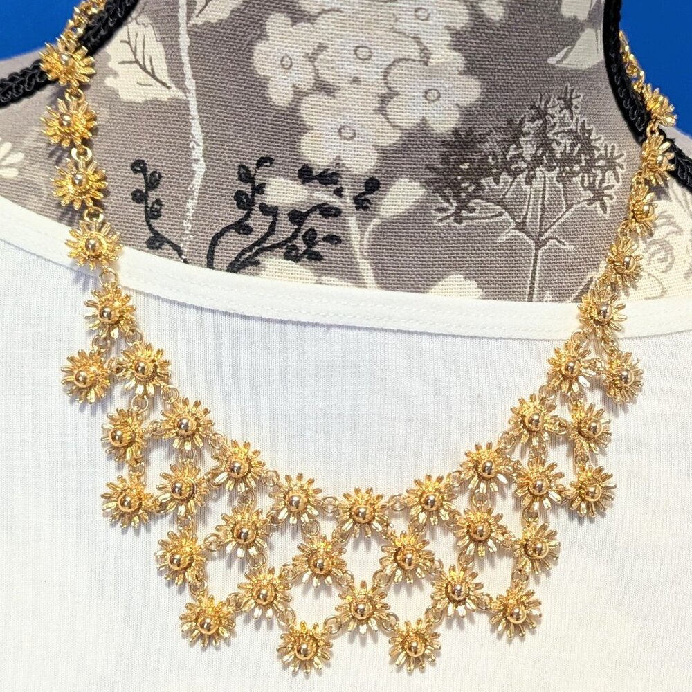 Vintage Ann Taylor Statement/Classic Gold Tone Flower Bib Necklace